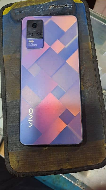 vivo V21e 1