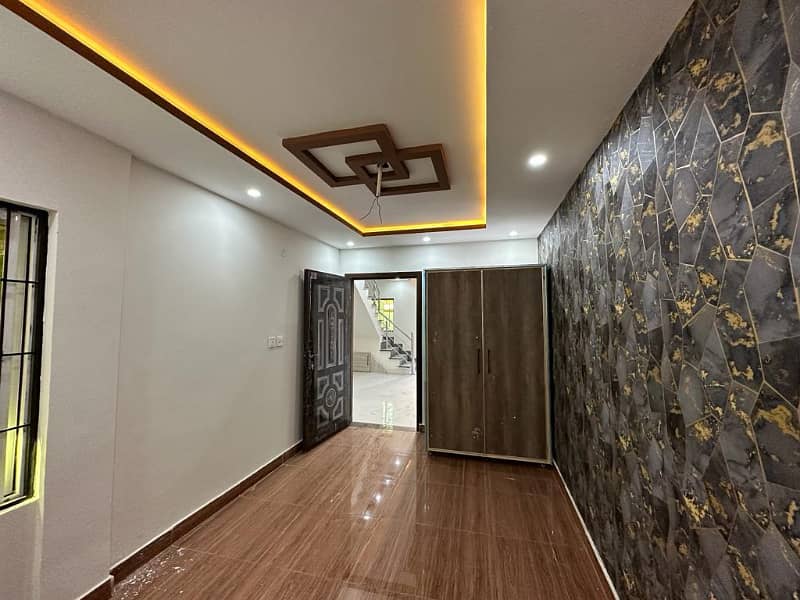 Prime Location 3.25 Marla House for Sale in Eden Abad, Johar Town Lahore 6