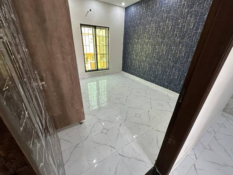 Prime Location 3.25 Marla House for Sale in Eden Abad, Johar Town Lahore 10