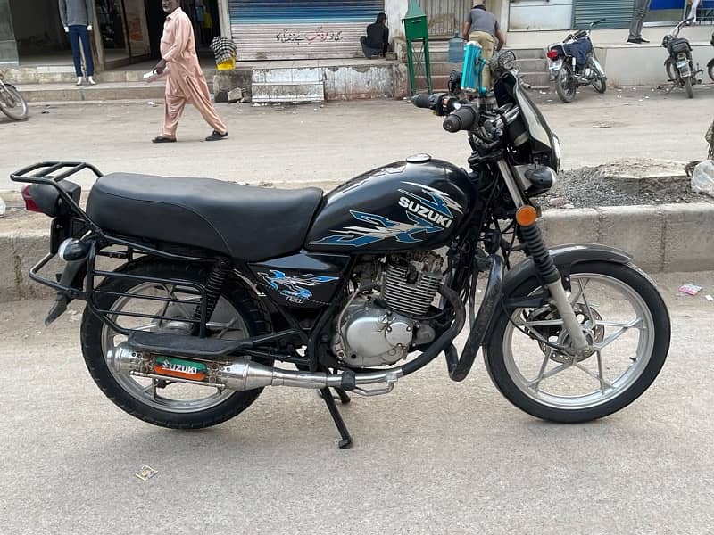 Suzuki Gs150 Se model 20 1