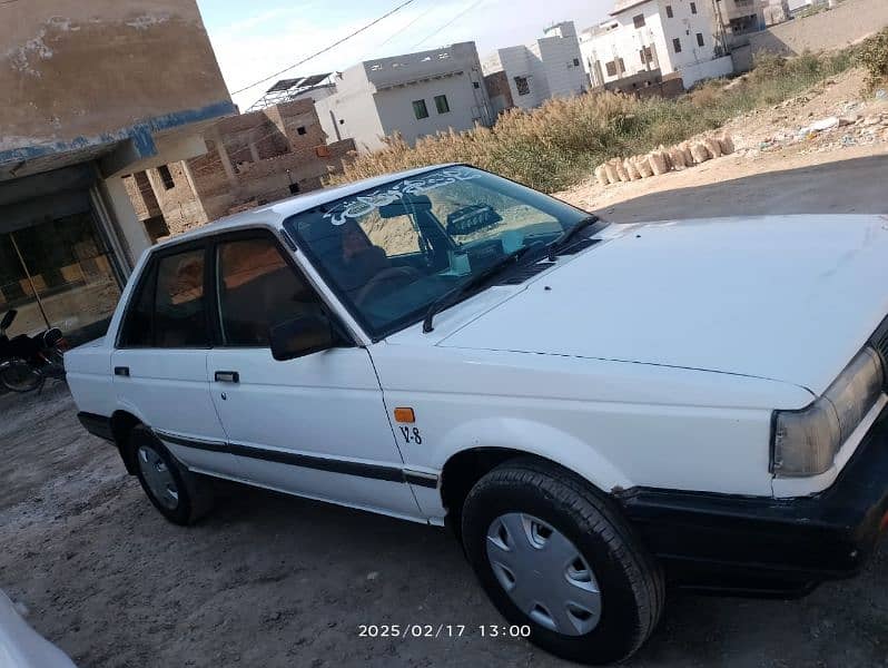 Nissan Sunny 1986 3