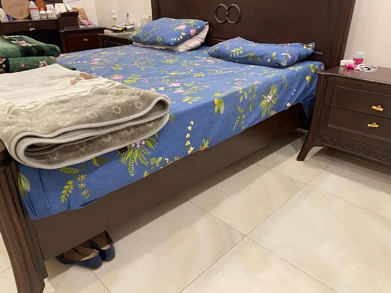 BED FOR SALE | KING SIZE BED FOR SALE | 1