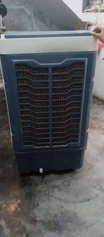 Air Cooler with cooling pads 1