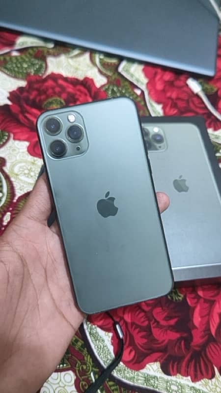 iPhone 11 Pro 256gb (N. PTA Box) 1