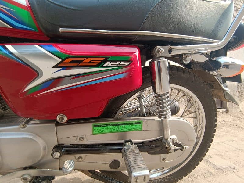 Golden No 1 Honda CG 125 7