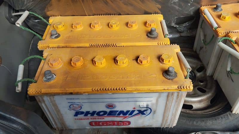 Phoenix UGS155 battery for ups and solar plates. 1