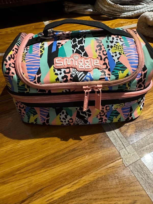 Smiggle lunch bag 0