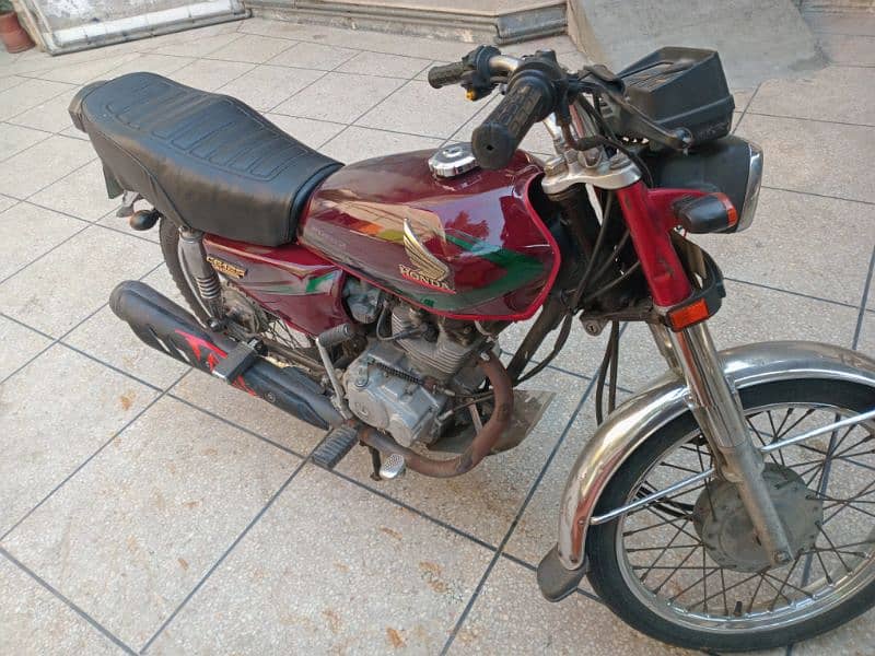 Honda CG 125 (2013 MODEL) 1