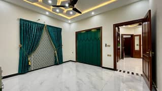 A Spacious Prime Location 1 Kanal House In Wapda Town