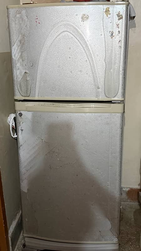 Dawalance Refrigerator Medium Size 0