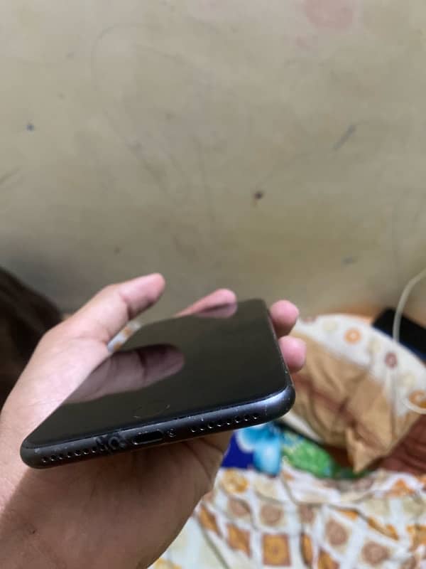 iPhone 8 plus non pta but sim working 64 gb 1