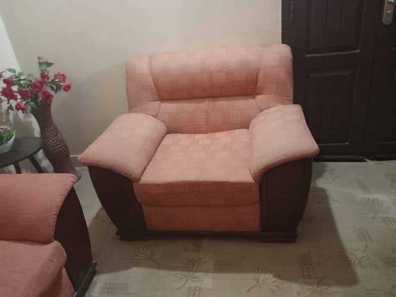 Sofa set 3 seater, 2 single seater and 3 seater Dewan 0