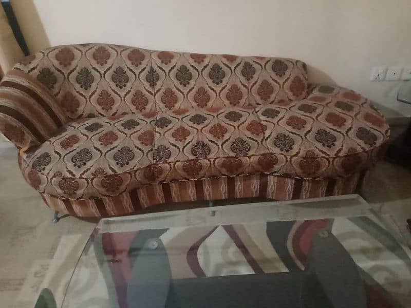 Sofa set 3 seater, 2 single seater and 3 seater Dewan 4