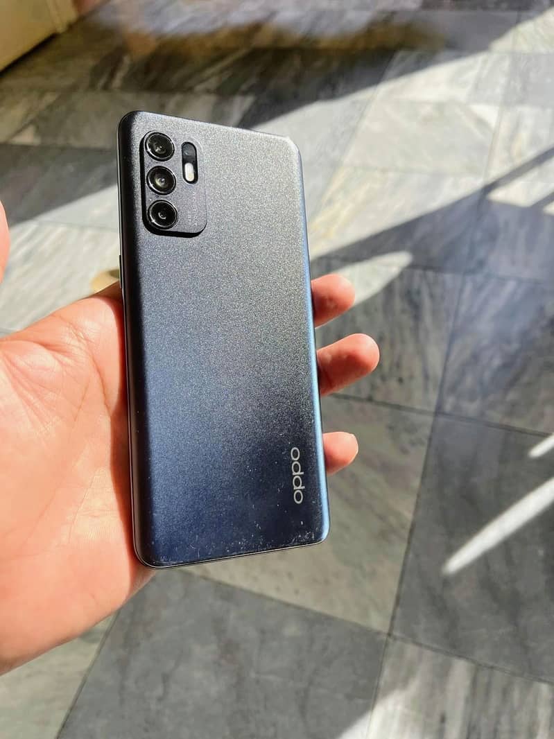 OPPO Reno 6 1