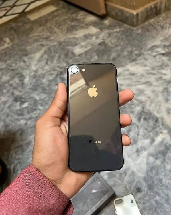 iphone 8 Non Pta 64GB with Box and original Charger water pack 2