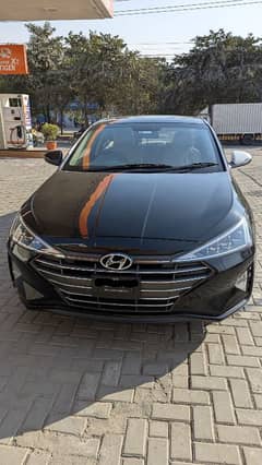 Hyundai Elantra 2022