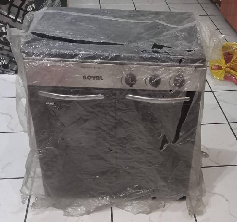 3 burner Simple cooking range brand new 0