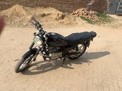 SUZUKI GS 150 Bike In Black Color For Sale