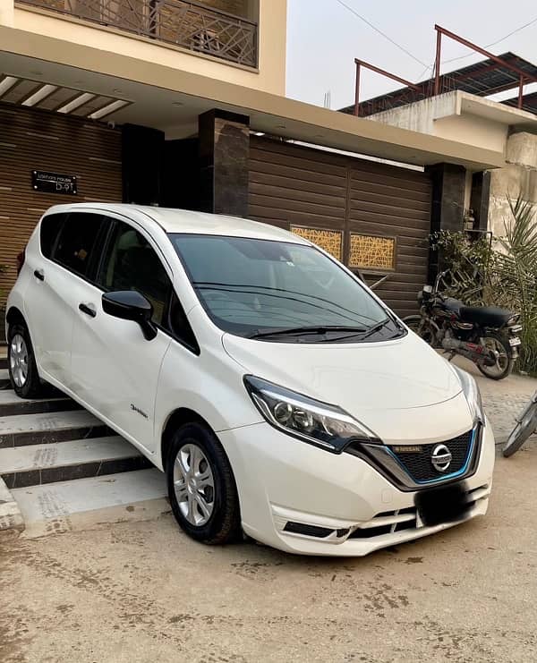 Nissan Note E Power 2018 model 2022 register 1