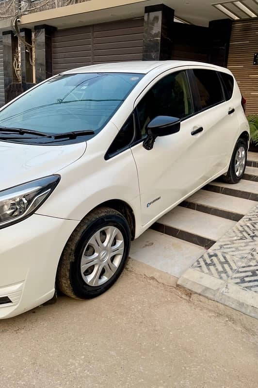 Nissan Note E Power 2018 model 2022 register 4