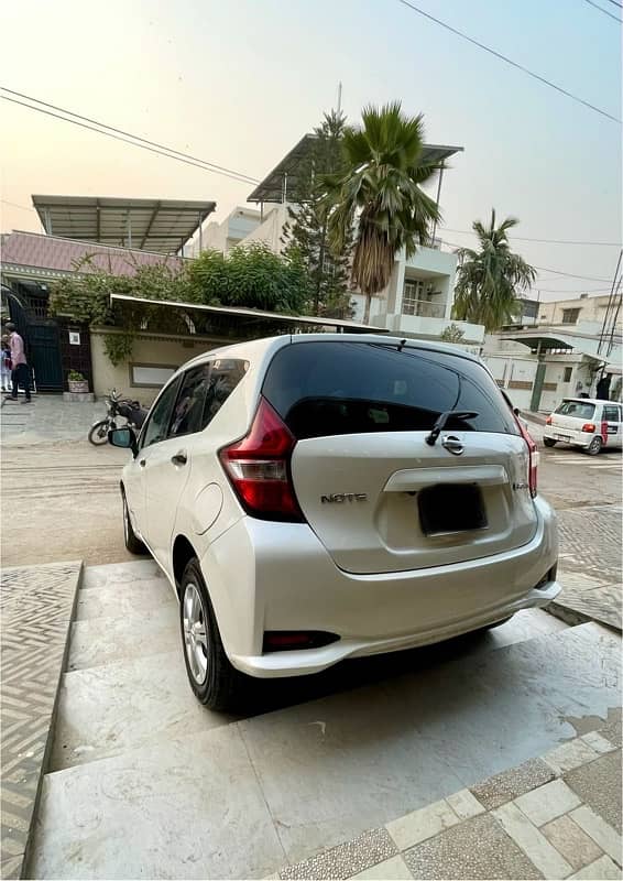 Nissan Note E Power 2018 model 2022 register 8