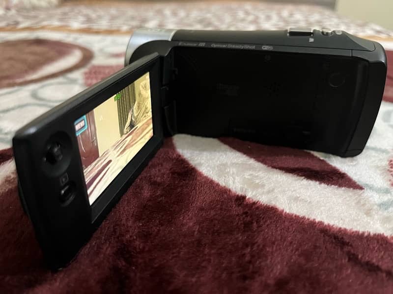 SONY HANDYCAM CAMCORDER CX-440 9