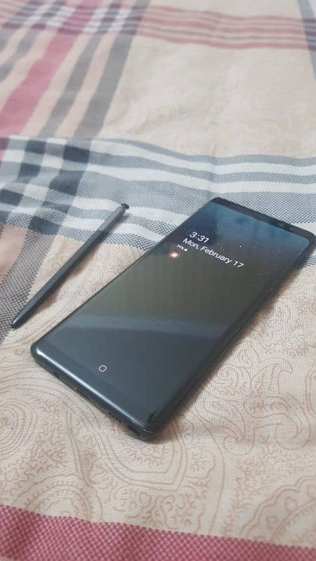 samsung note 8 10/10 condition 0