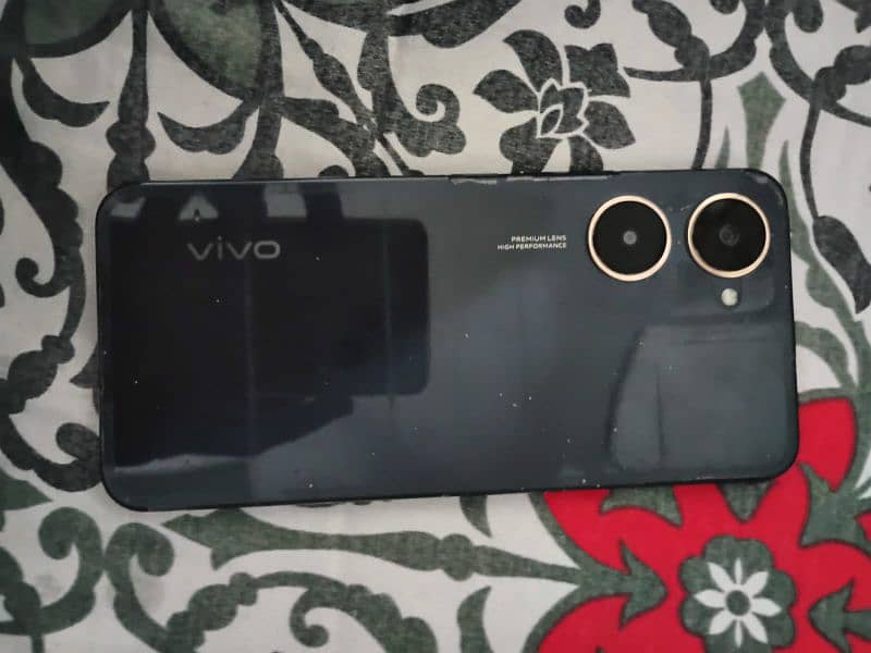 Vivo Y03 New Condition 10/10 1