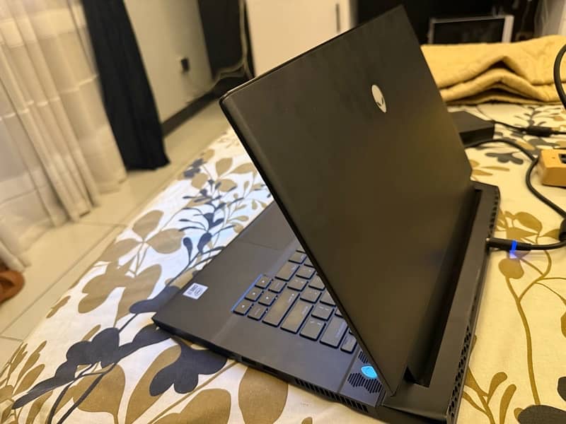 Dell Alienware M15 R4 4