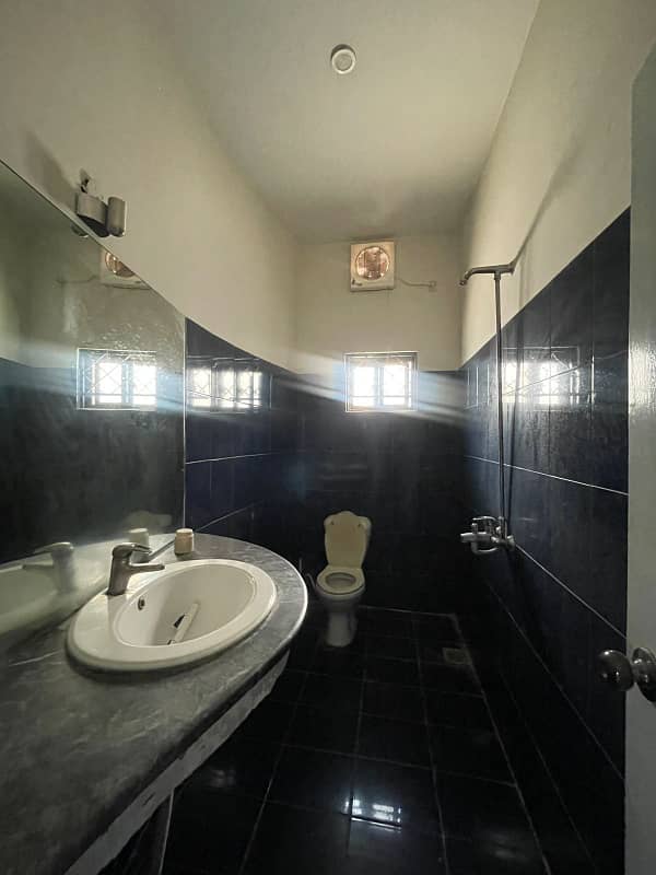 7 Marla 4 Bed Room House For Sale On Very Hot Location Very Good Location In Very Cheap Price 9