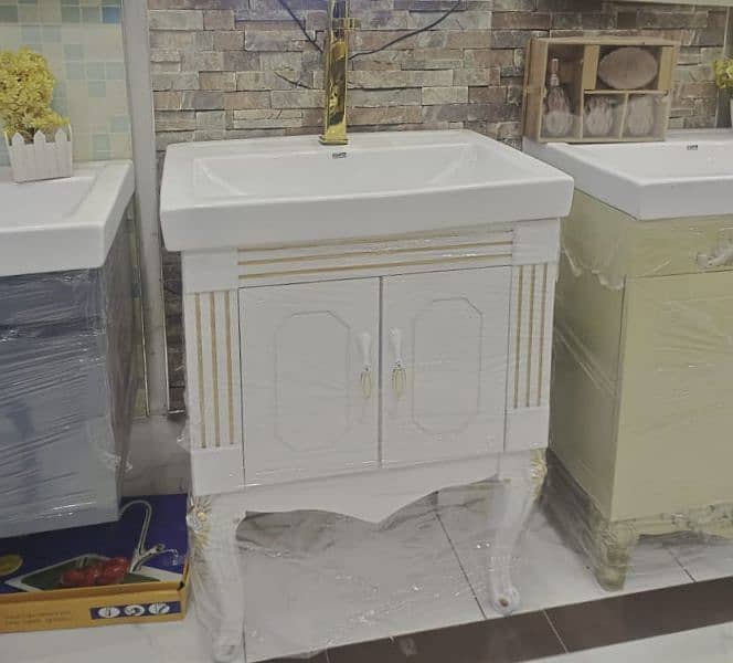 pvc vanity 0