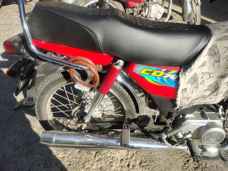 Honda CD 70 2024 5