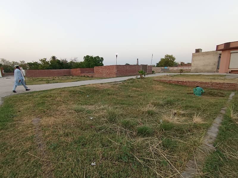 7 Marla Residential Plot Available For Sale Near Main Shadiwal Road, City Gujrat 2