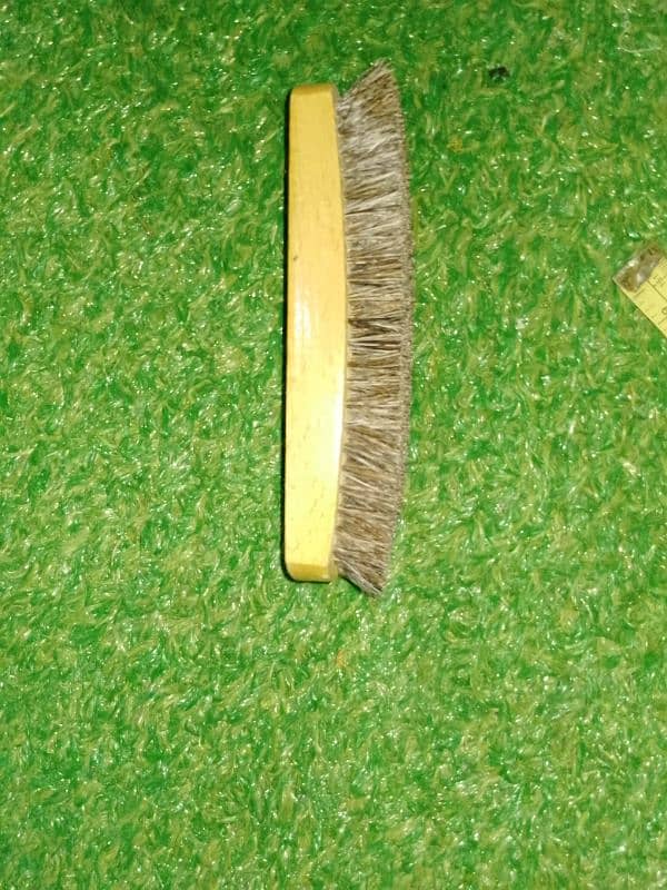 inner sole and show on shoe polish brush 0