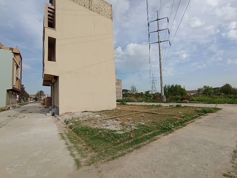 Commercial Property For Shop Available For Sale, City Gujrat 8