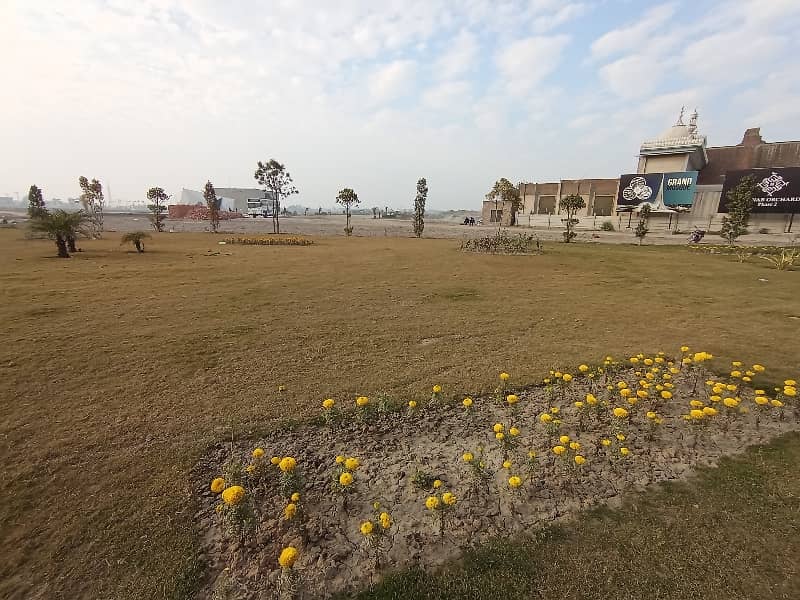 20 Marla Residential plot Available for sale in Chenab Orchard phase 2, City Gujrat 11