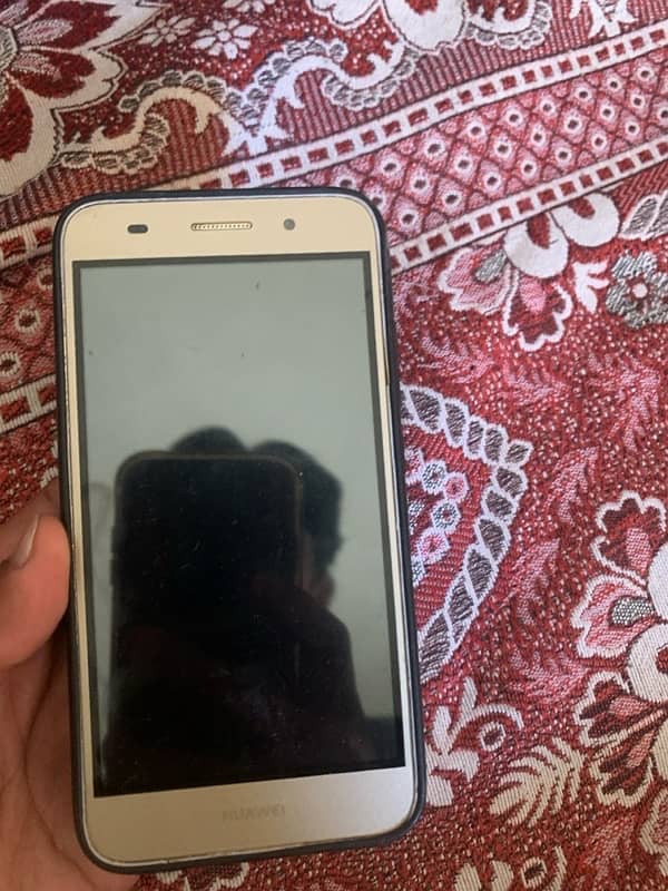 Huawei Y3 available. no fault no break no box no charger no issue 1