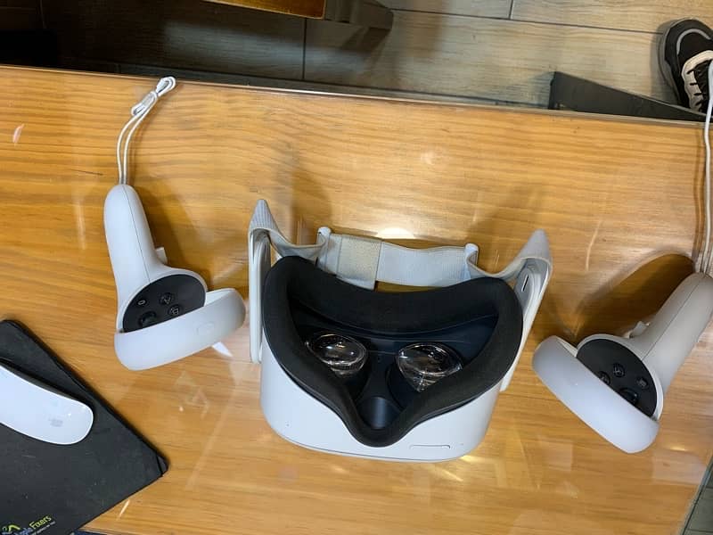 OCULUS  QUEST 2 0