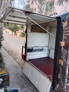 Food cart on wheels