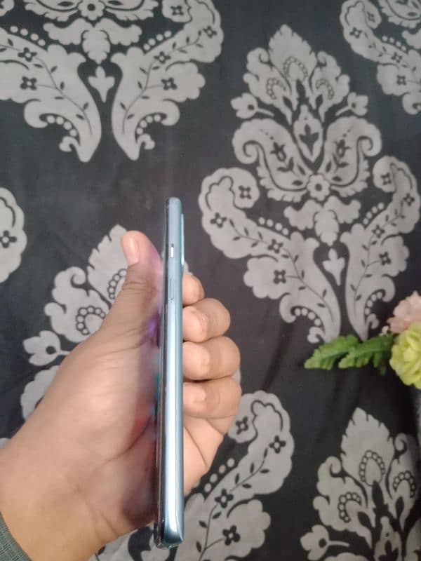 oneplus 9r 8+8/256gb 10/10 all oka dual sim approved 3