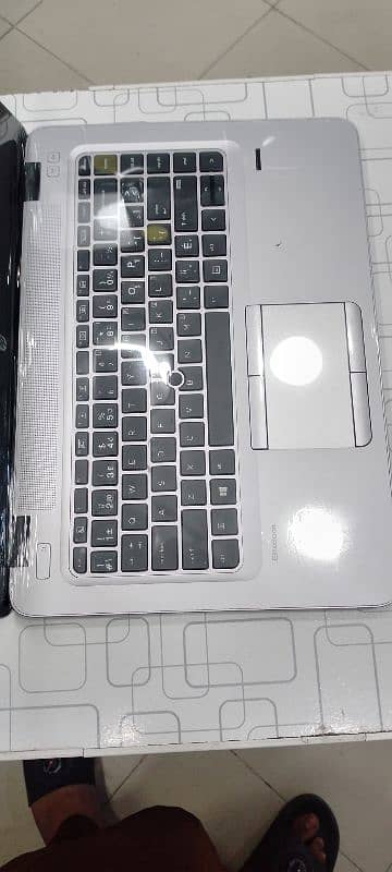 HP Elite book 4