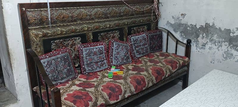 bed sofa n table 2