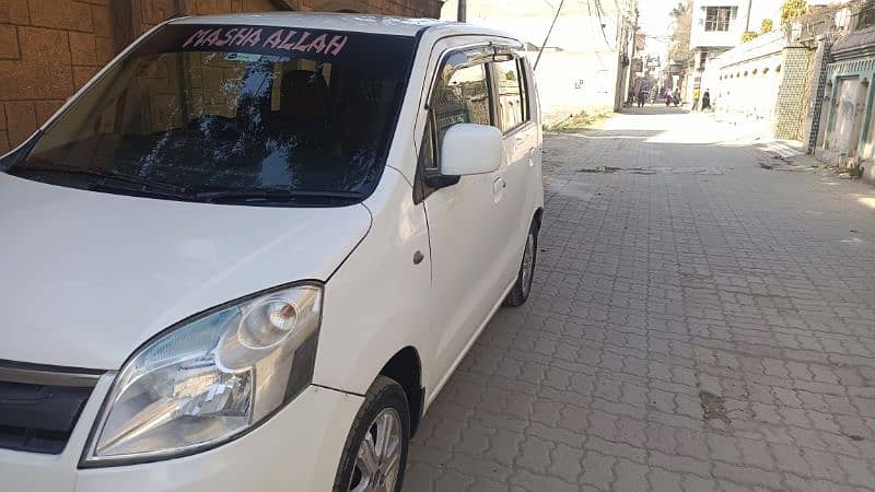 Suzuki Wagon R 2018 1