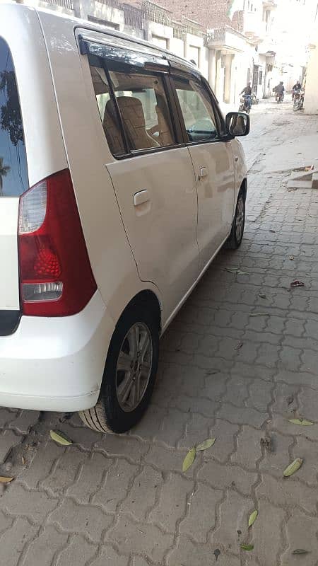 Suzuki Wagon R 2018 6