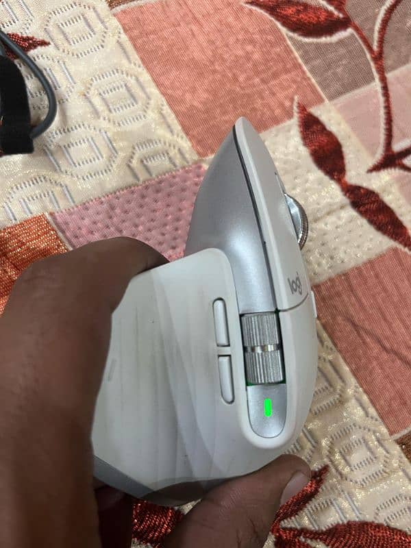 longi gaming mouse 1