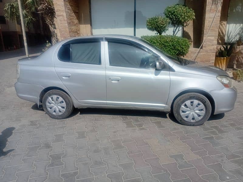 Toyota Platz 2003/2007 11