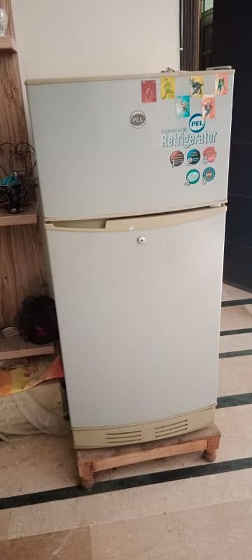 Refrigerator 0