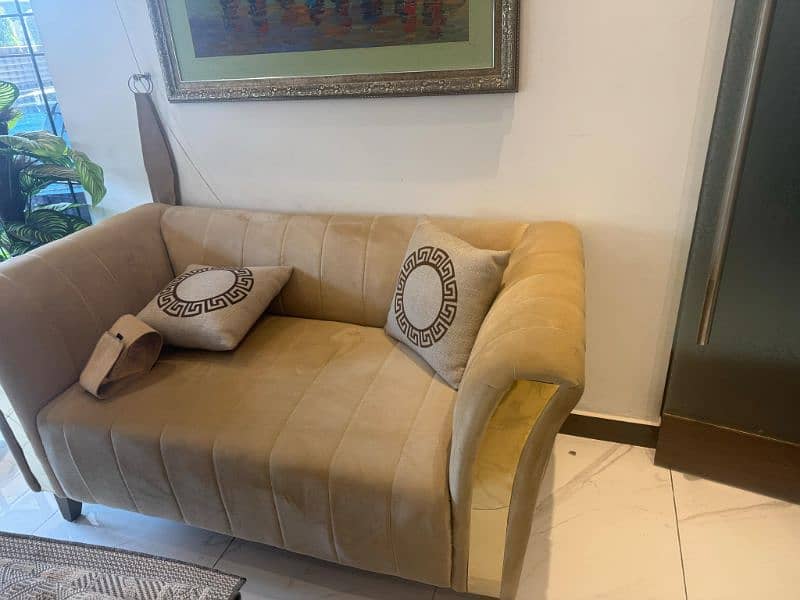 sofa set with best quality and condition 2