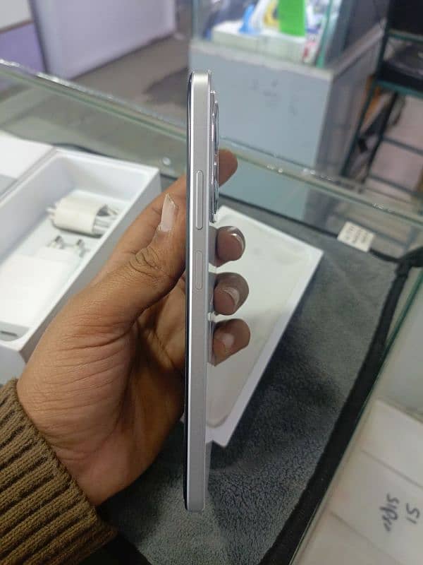 OPPO A3 10/10 condition 4