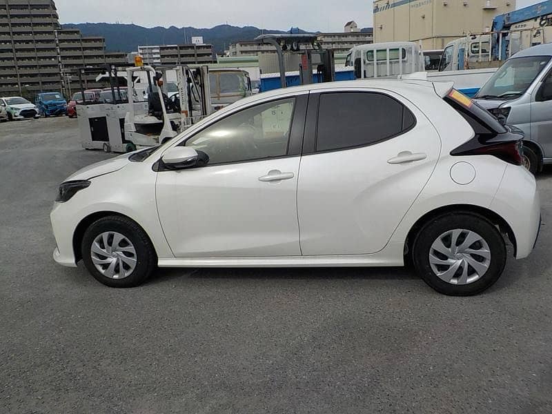 Toyota Yaris X package 2021 5